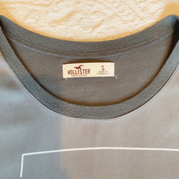 Hollister: Chiffon Short Sleeve T-Shirt - Picture 3 of 3